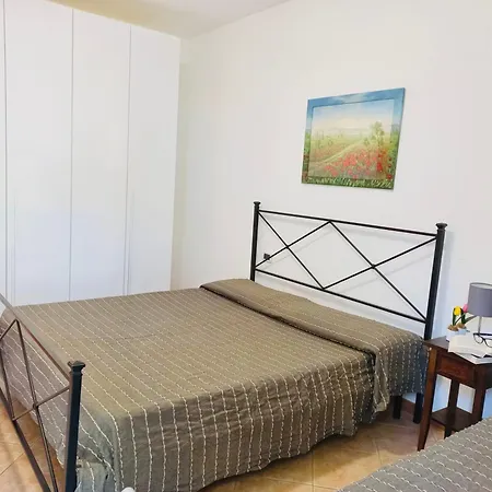 Bilocale San Luigi Vicino 12-69 Appartamento